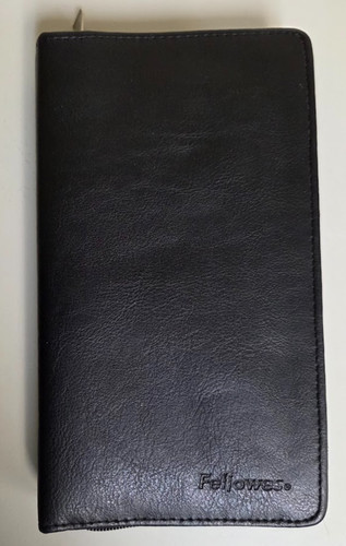 Fellowes black leather - black,